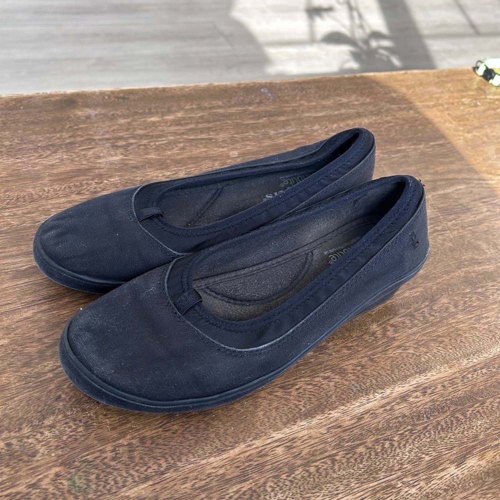 Grasshoppers Ortholite Black Comfort Flats Slip-On Walking Shoes Travel Casual